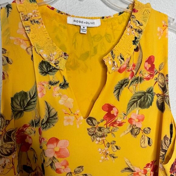 Rose + Olive Sz Med Yellow Floral Sleeveless Top Feminine - Picture 2 of 11